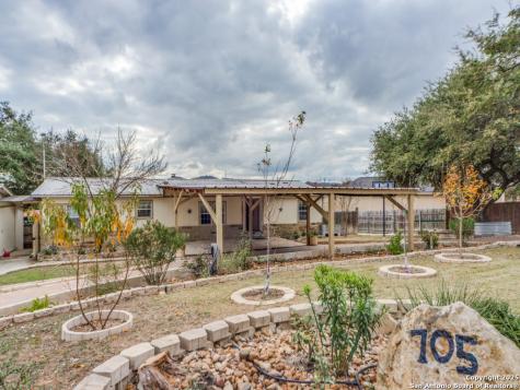 705 Walnut Way Boerne TX 78006