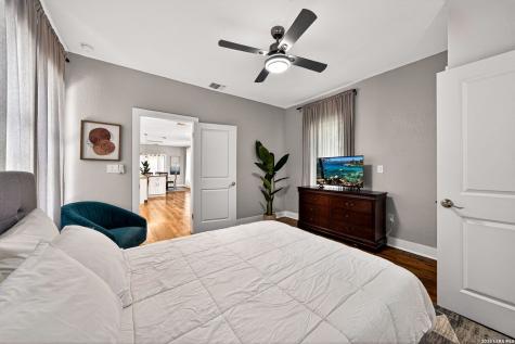 407 E Courtland Place San Antonio TX 78212