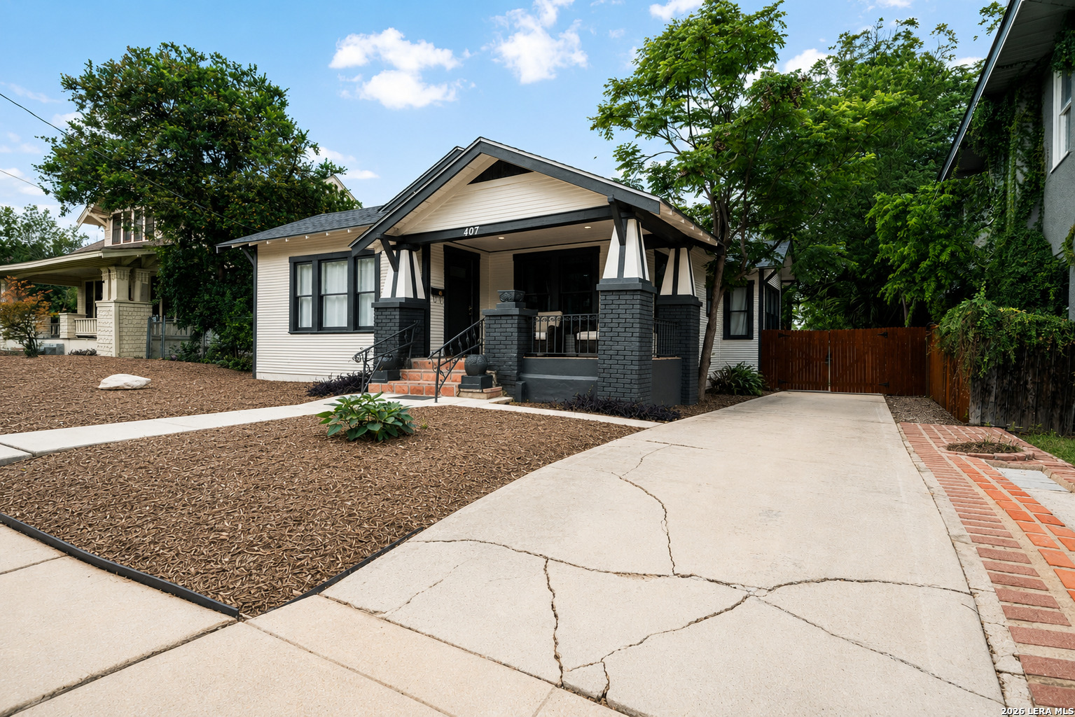 407 E Courtland Place San Antonio TX 78212