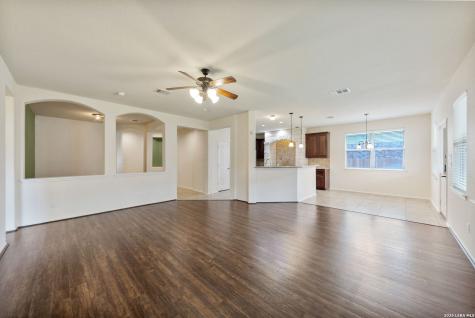 2118 Pecan New Braunfels TX 78130