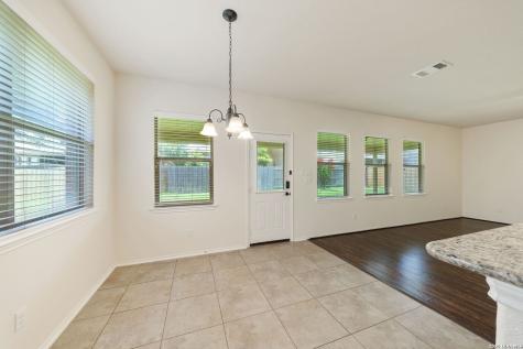 2118 Pecan New Braunfels TX 78130