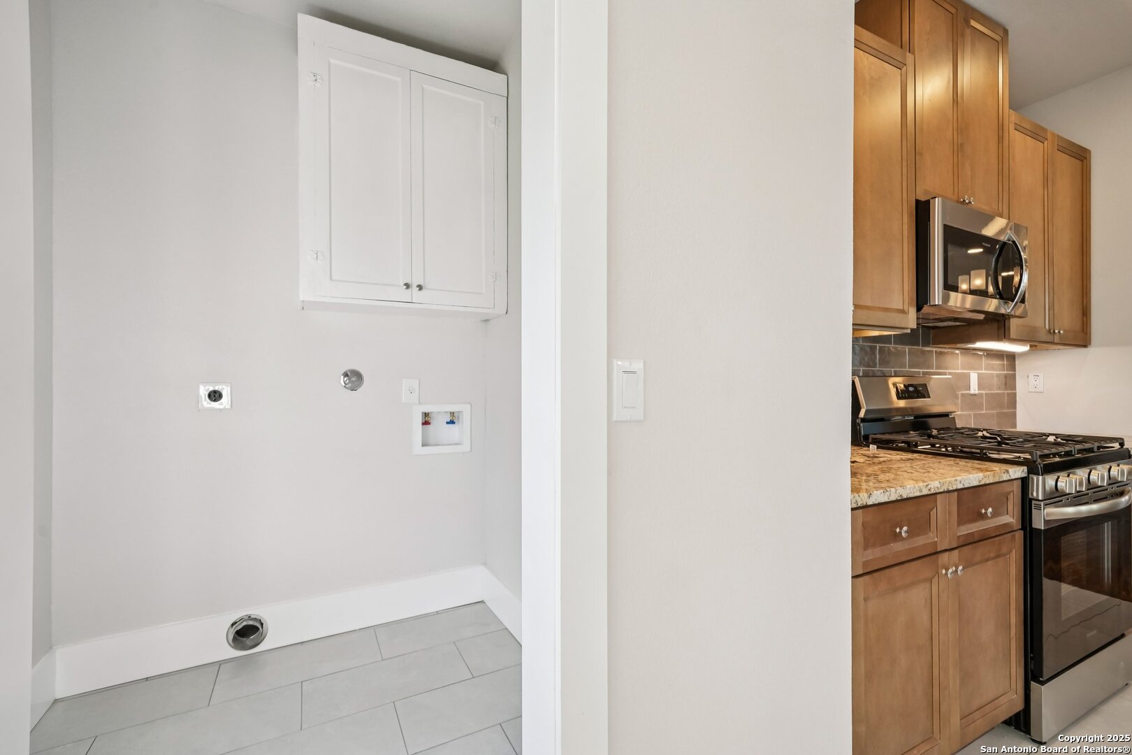 524 Hunstock San Antonio TX 78210