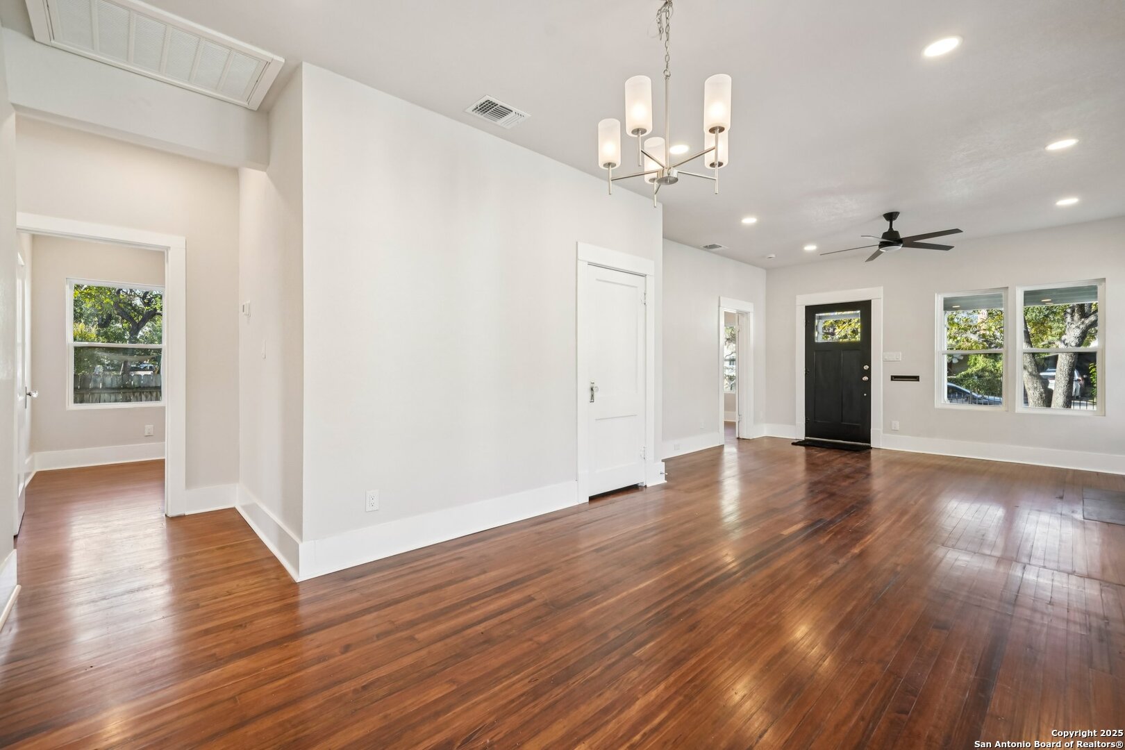 524 Hunstock San Antonio TX 78210