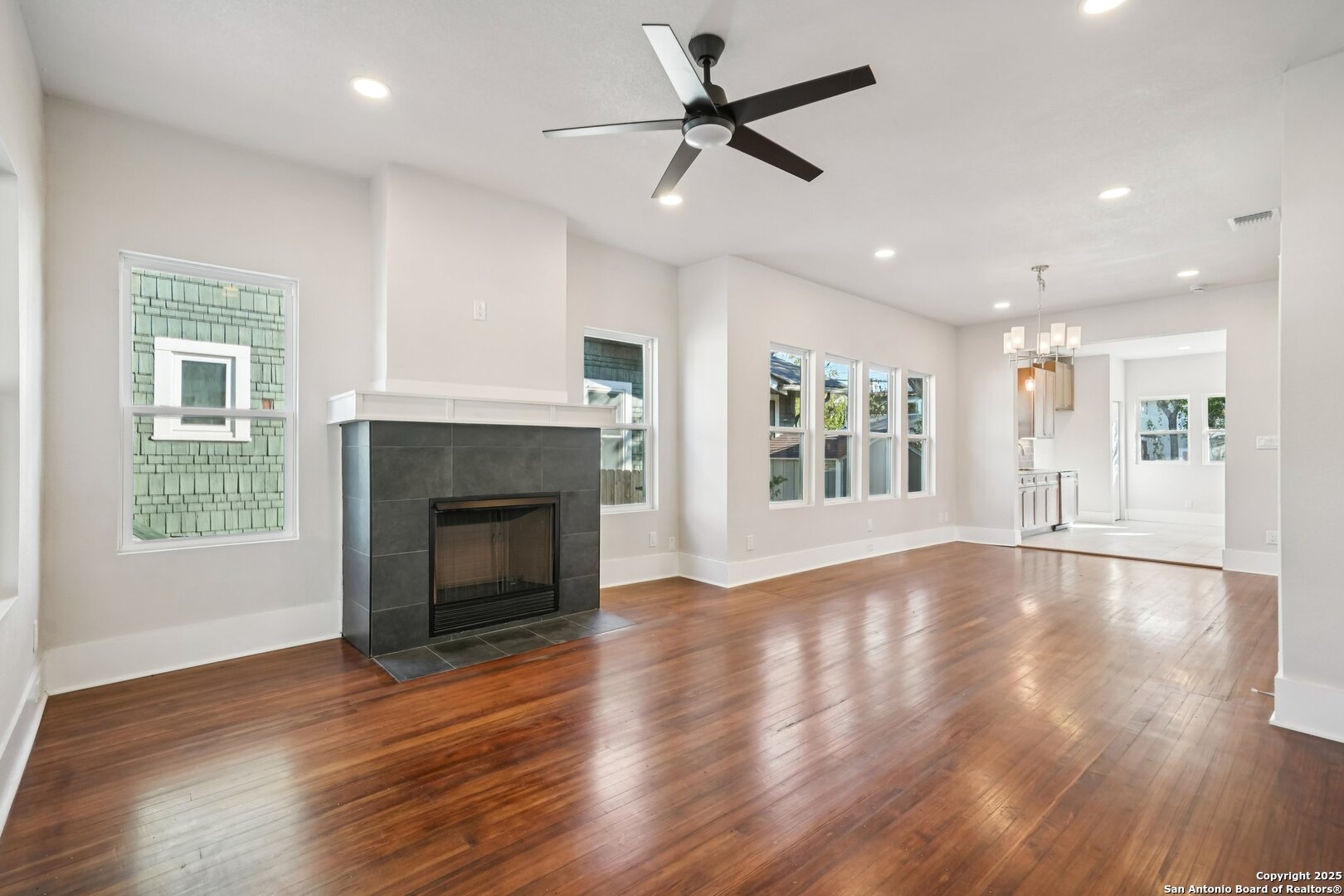 524 Hunstock San Antonio TX 78210