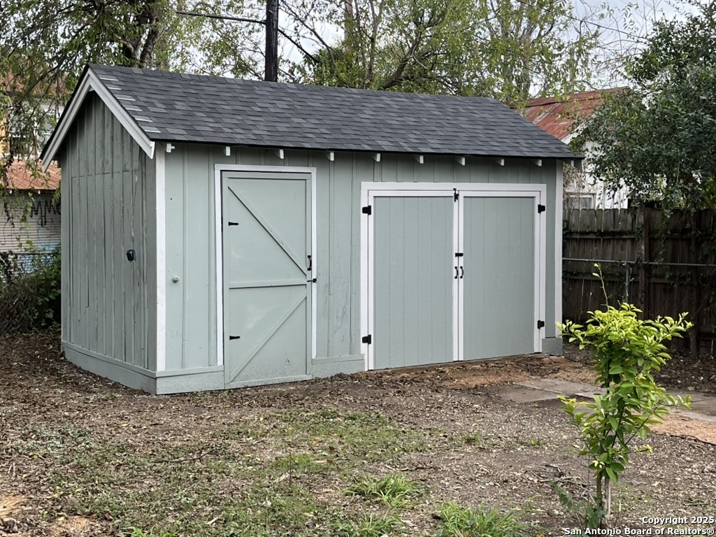524 Hunstock San Antonio TX 78210