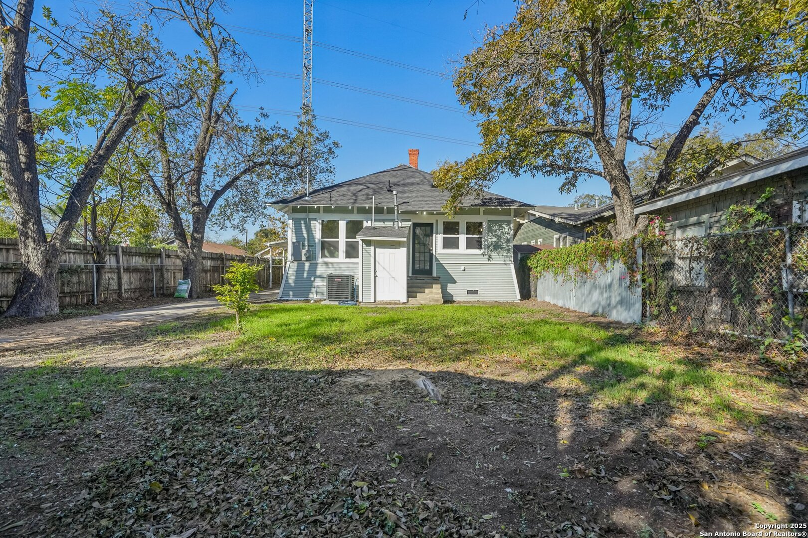 524 Hunstock San Antonio TX 78210