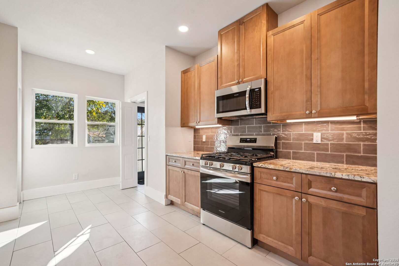 524 Hunstock San Antonio TX 78210