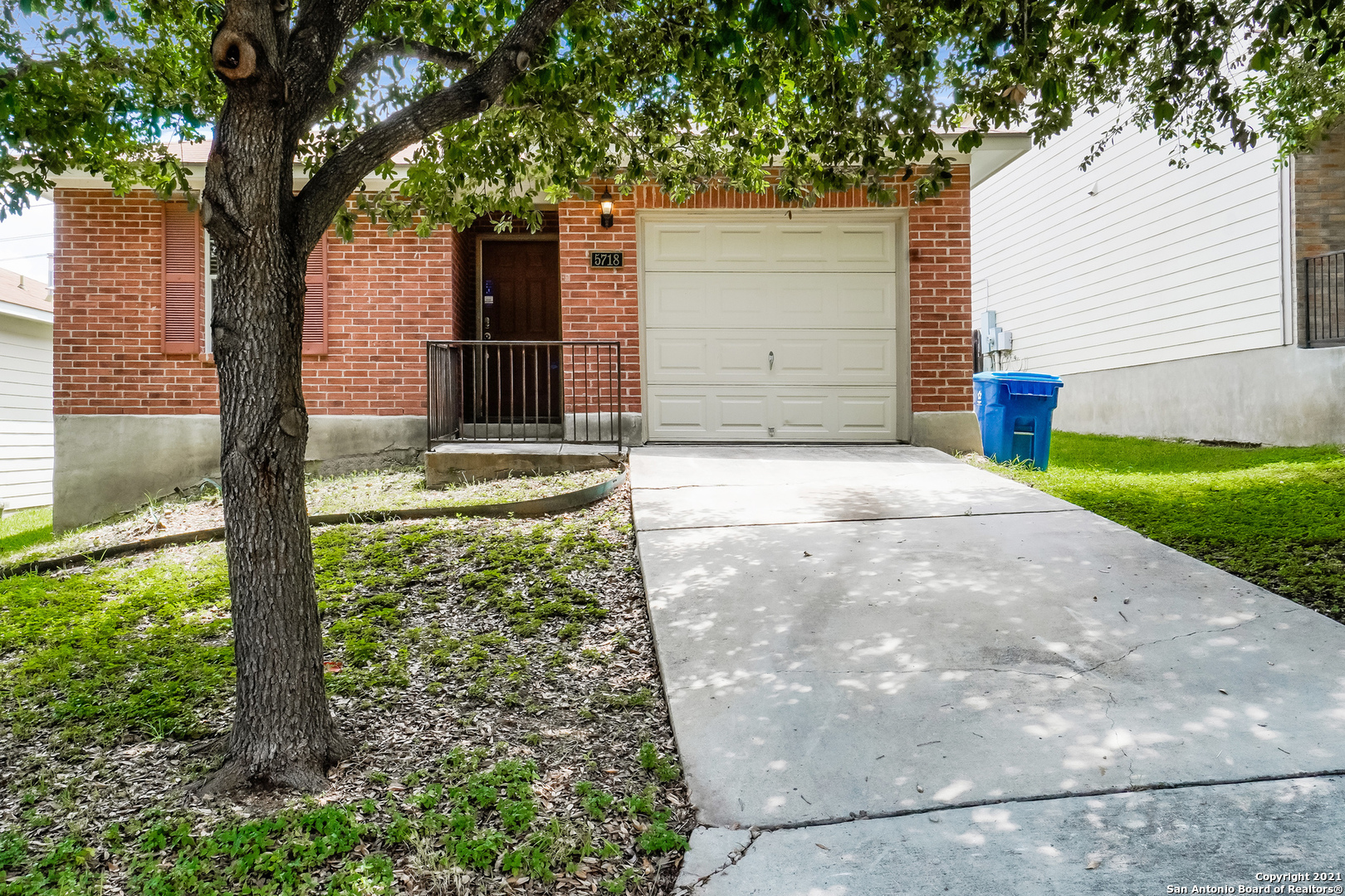 5718 Red Canyon San Antonio TX 78252