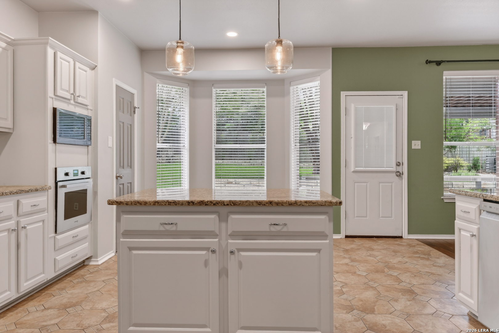 946 Riverstone Drive San Antonio TX 78258