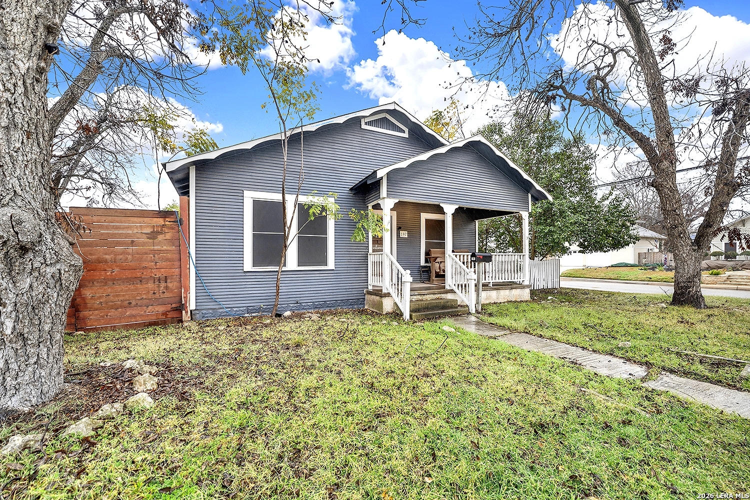 197 N Sycamore New Braunfels TX 78130