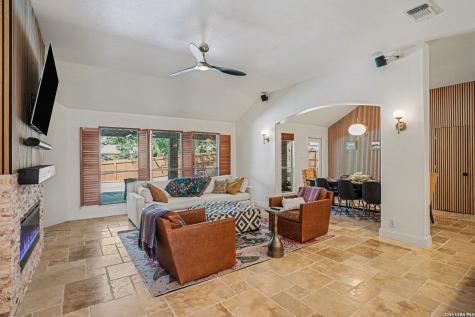 445 Fawn Pass Schertz TX 78154