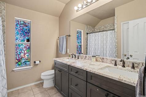 445 Fawn Pass Schertz TX 78154