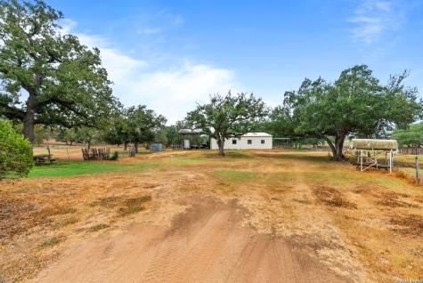 5466 Fm 3335 Stockdale TX 78160