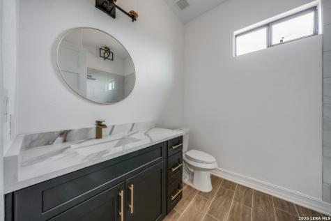125 Hidden Hills Floresville TX 78114