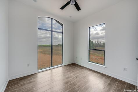 125 Hidden Hills Floresville TX 78114