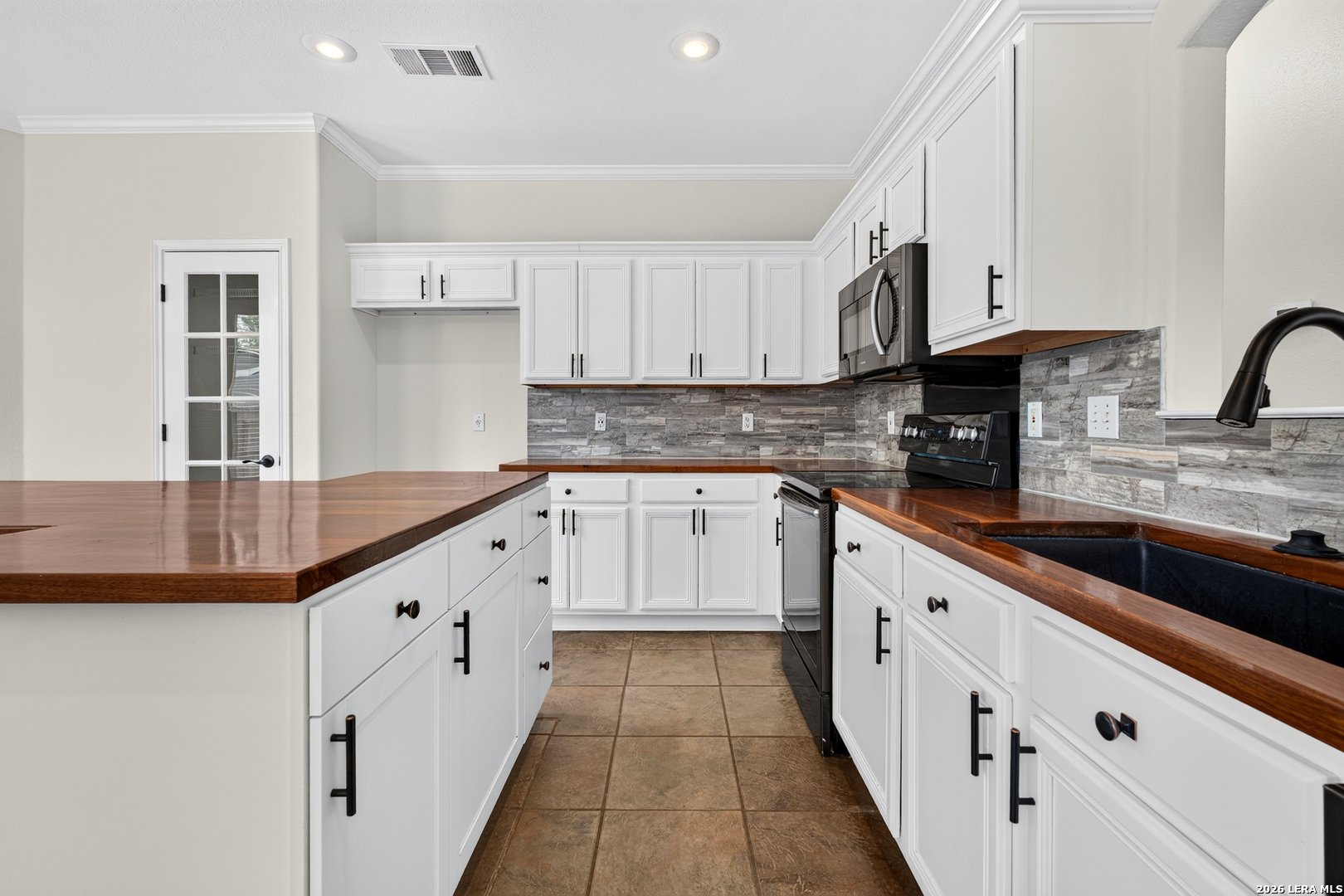 2110 Redwoods Crest San Antonio TX 78232