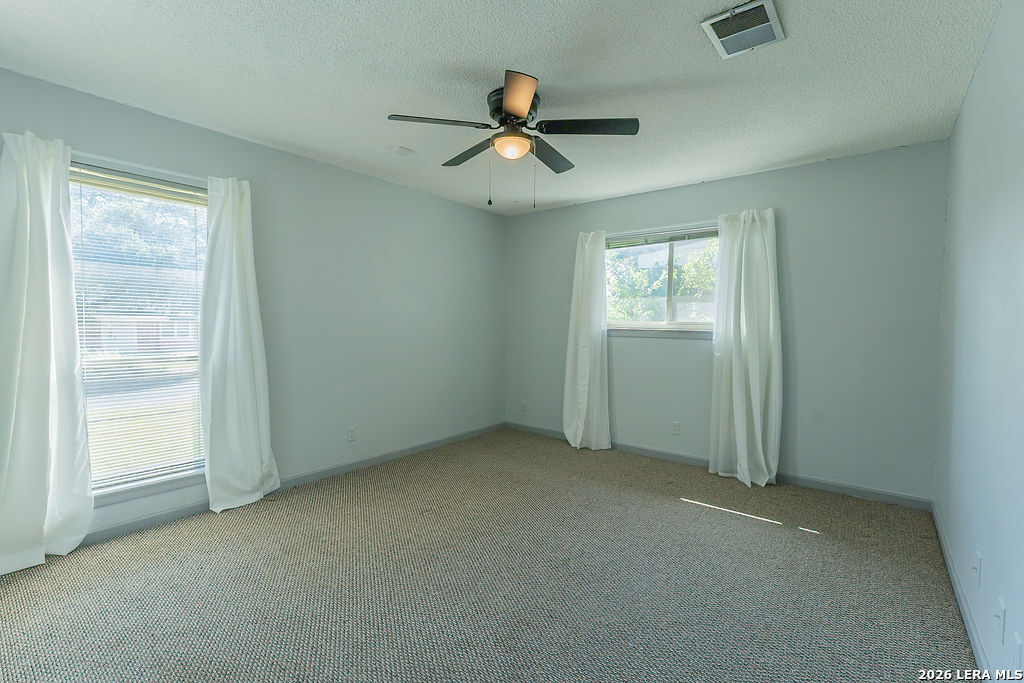 13115 Larkyorke San Antonio TX 78233