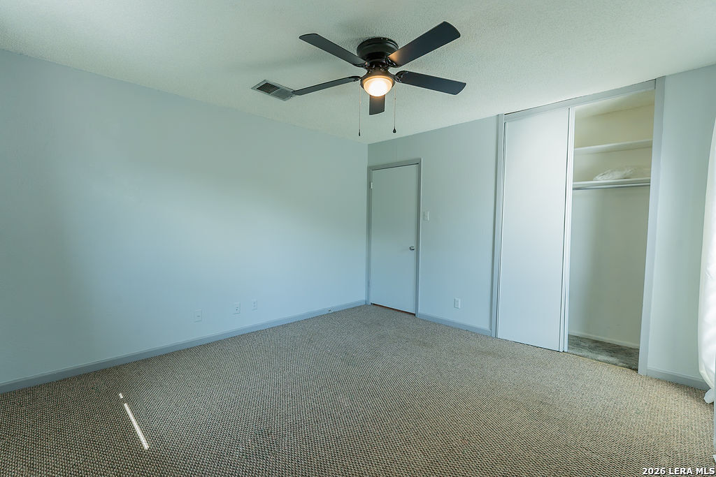 13115 Larkyorke San Antonio TX 78233