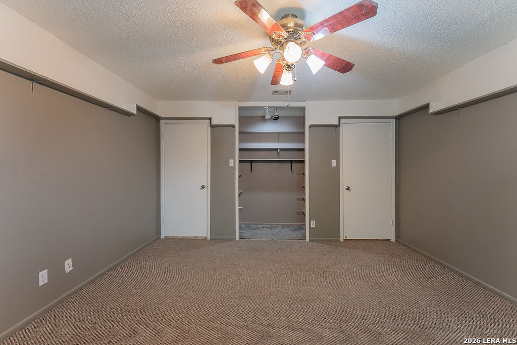 13115 Larkyorke San Antonio TX 78233