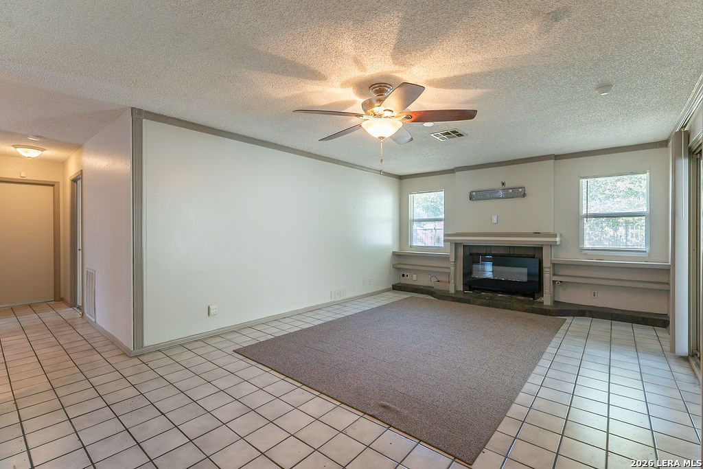 13115 Larkyorke San Antonio TX 78233