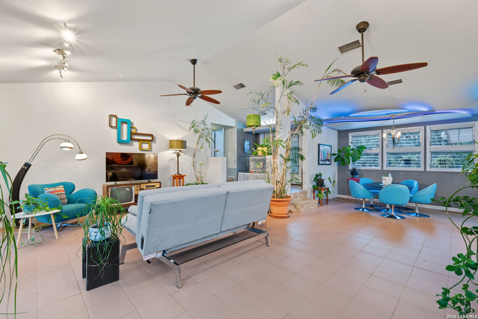 106 Mecca Drive Hollywood Park TX 78232