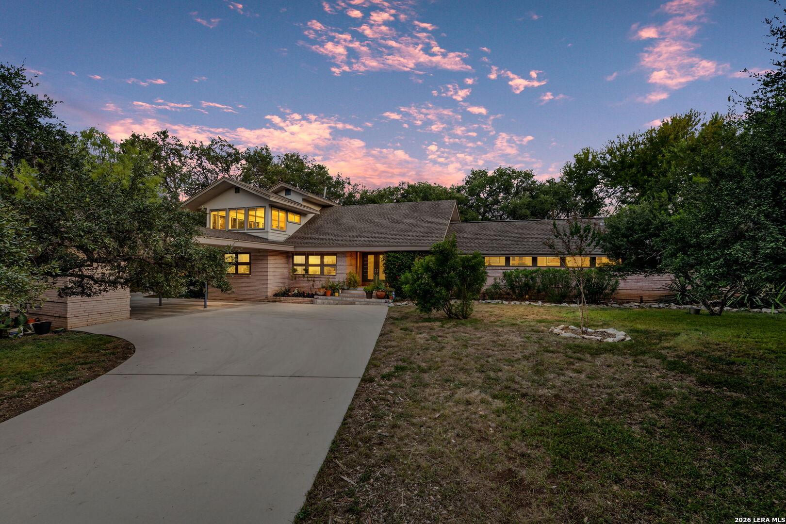 106 Mecca Drive Hollywood Park TX 78232