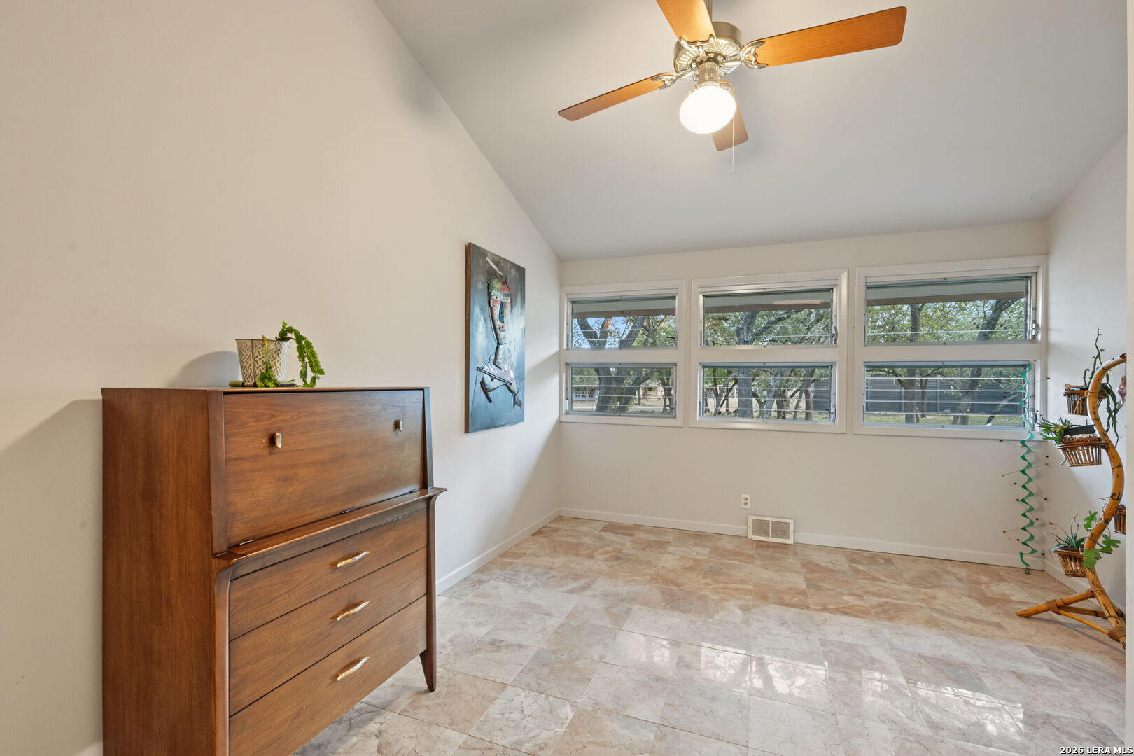 106 Mecca Drive Hollywood Park TX 78232