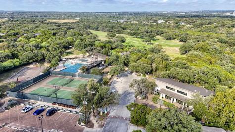 106 Mecca Drive Hollywood Park TX 78232