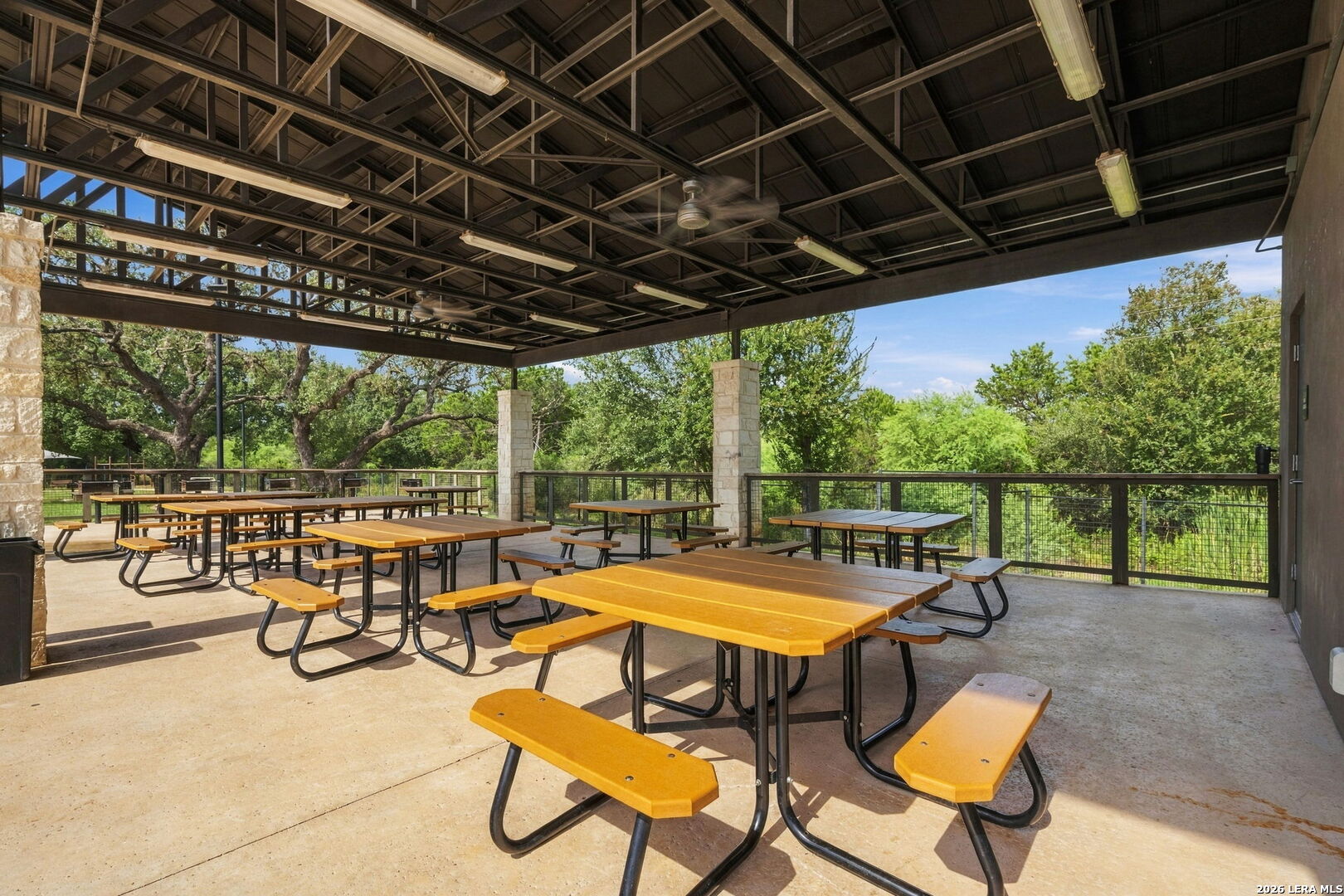 106 Mecca Drive Hollywood Park TX 78232
