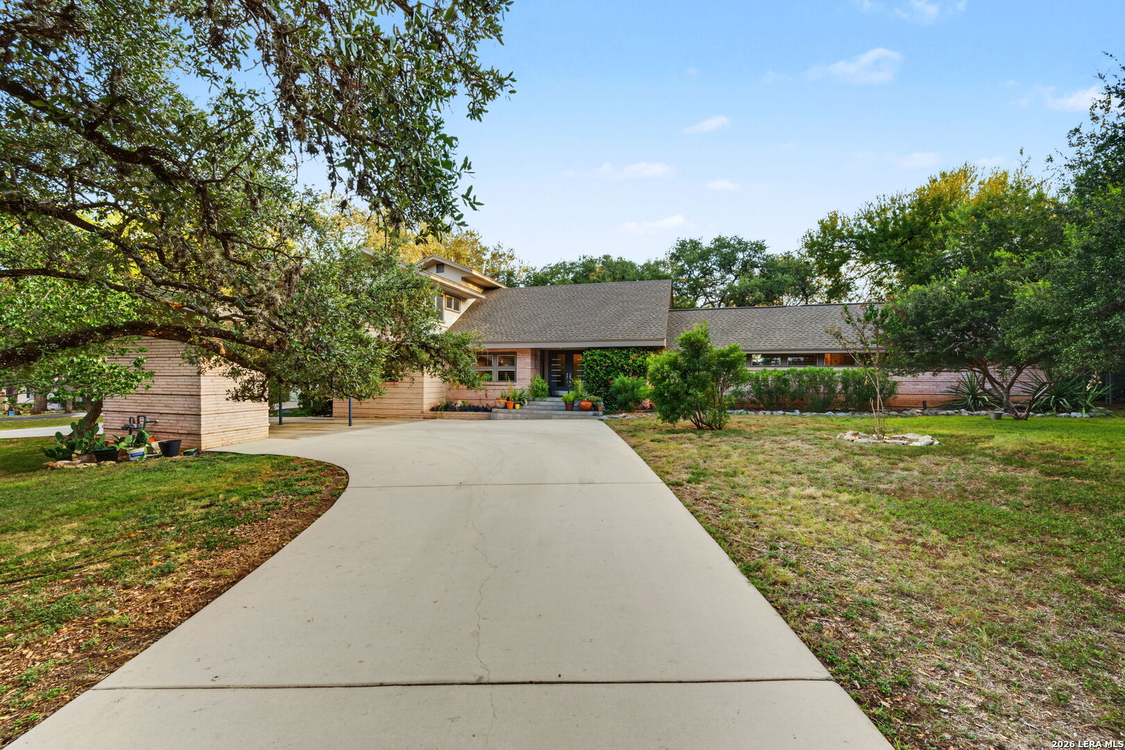 106 Mecca Drive Hollywood Park TX 78232