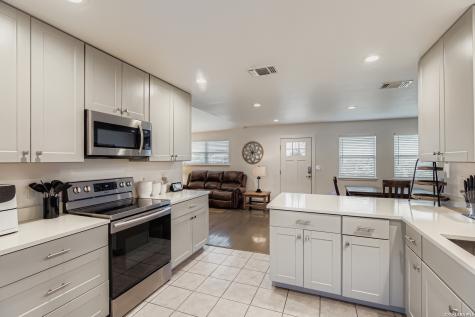 315 N Mimosa Kerrville TX 78028