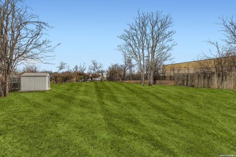 315 N Mimosa Kerrville TX 78028