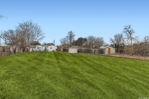 315 N Mimosa Kerrville TX 78028