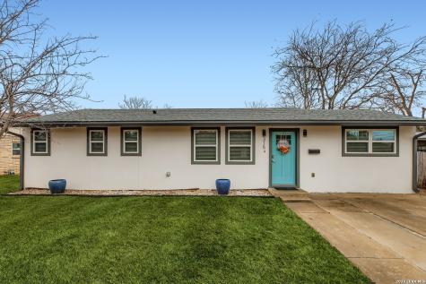 315 N Mimosa Kerrville TX 78028