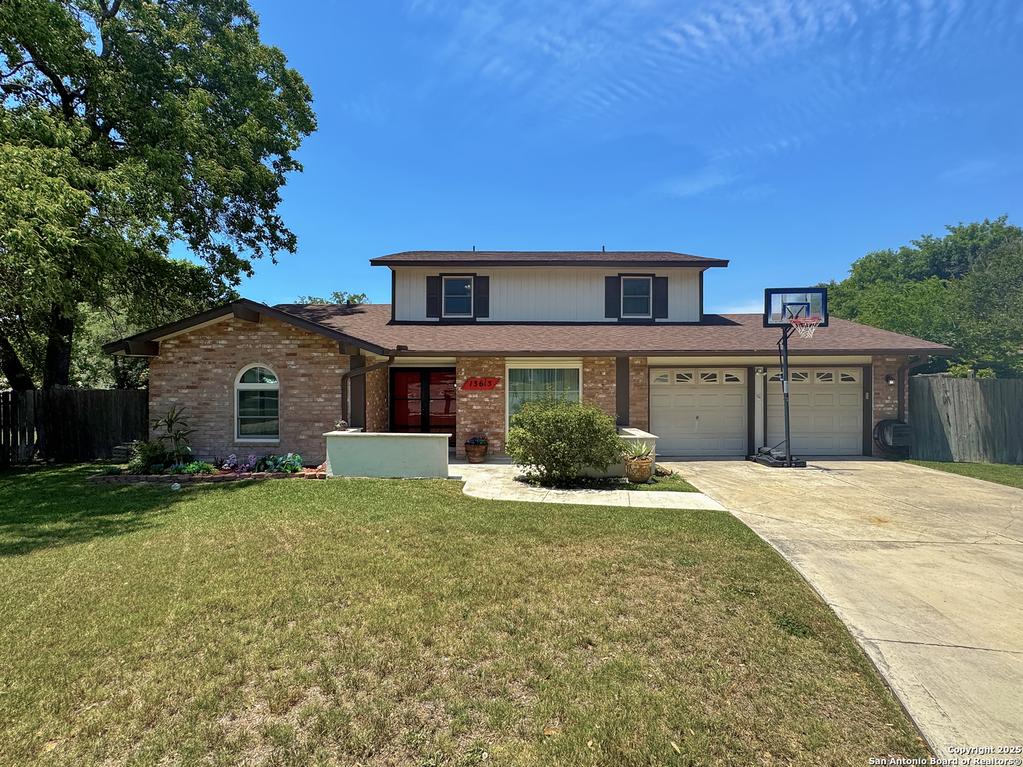 13615 Scarsdale San Antonio TX 78217