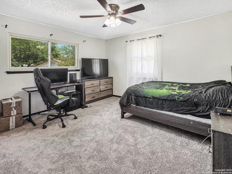 13615 Scarsdale San Antonio TX 78217