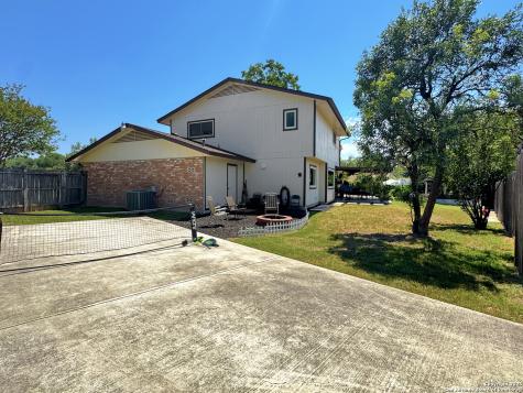 13615 Scarsdale San Antonio TX 78217