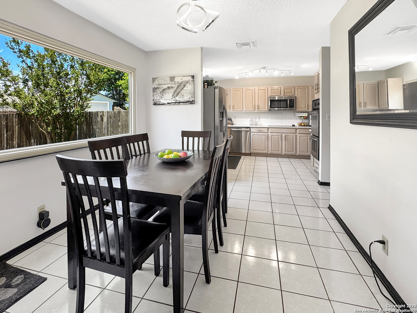 13615 Scarsdale San Antonio TX 78217