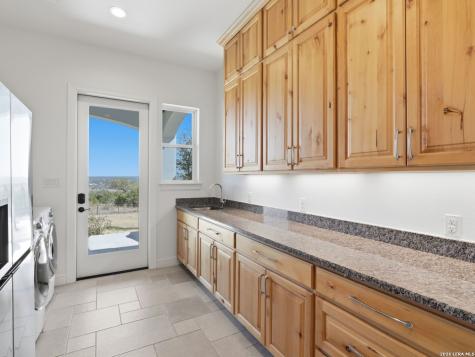 2144 Senora Ridge Canyon Lake TX 78133