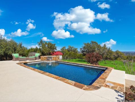 2144 Senora Ridge Canyon Lake TX 78133