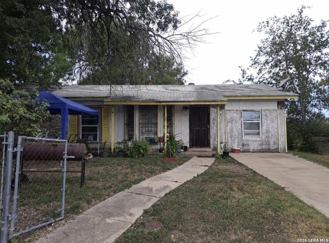 2415 Gunsmoke San Antonio TX 78227