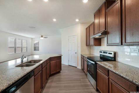22370 Escalante Run San Antonio TX 78261