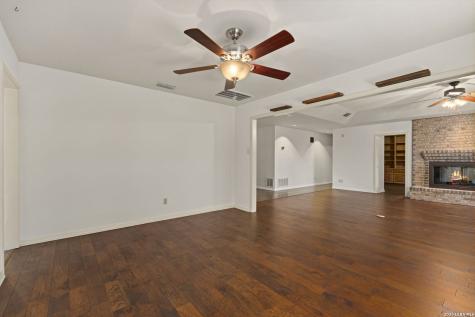 7621 Dietz Elkhorn Road Boerne TX 78015