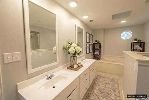 106 E Tanglewood New Braunfels TX 78130