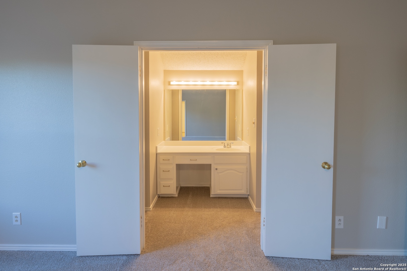 106 E Tanglewood New Braunfels TX 78130