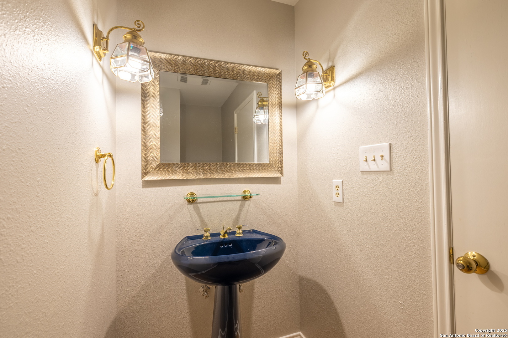106 E Tanglewood New Braunfels TX 78130