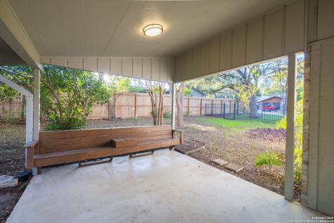 106 E Tanglewood New Braunfels TX 78130