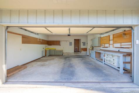 106 E Tanglewood New Braunfels TX 78130