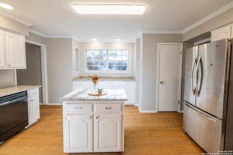 106 E Tanglewood New Braunfels TX 78130