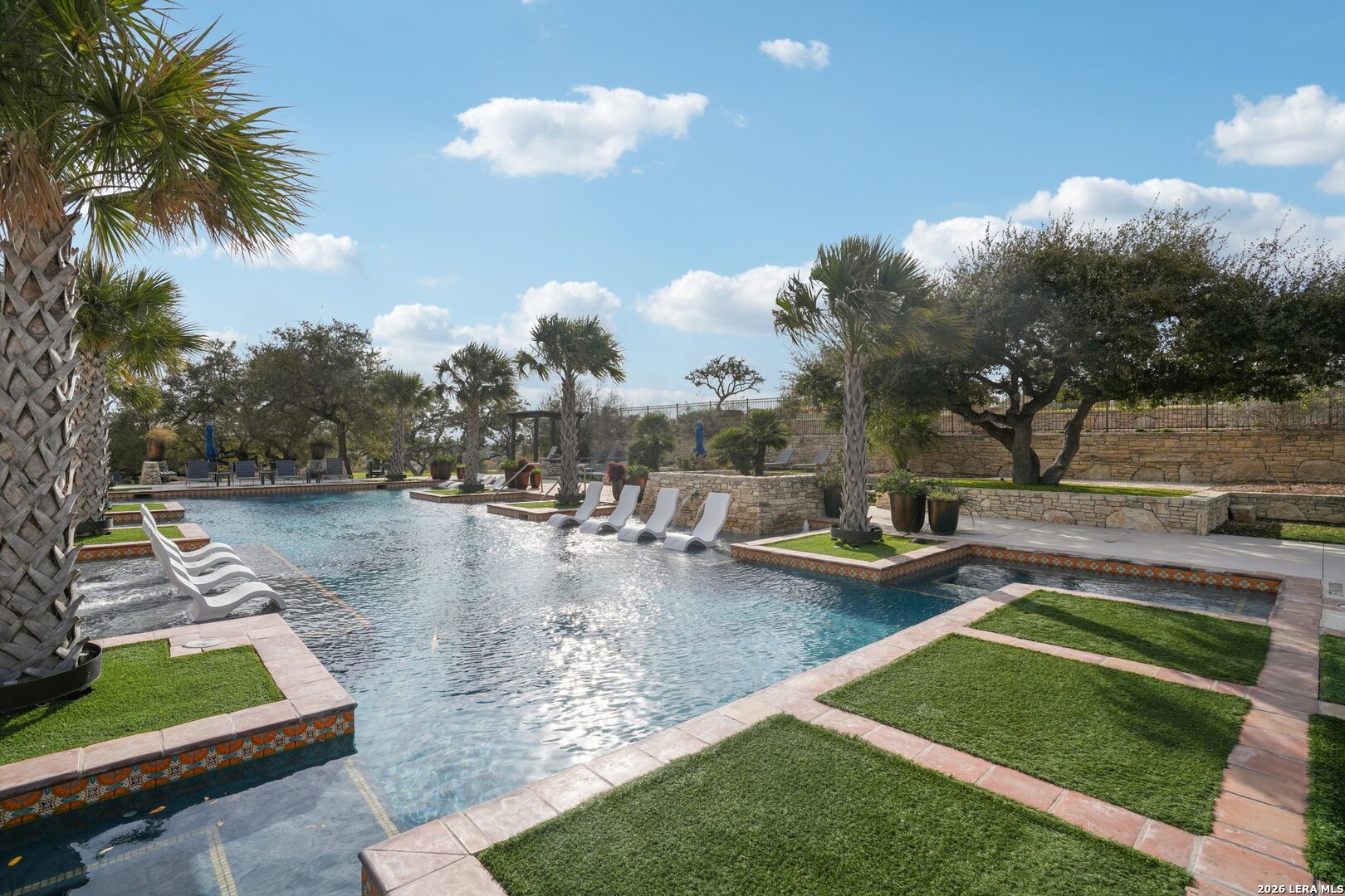 205 Vamanos Boerne TX 78006
